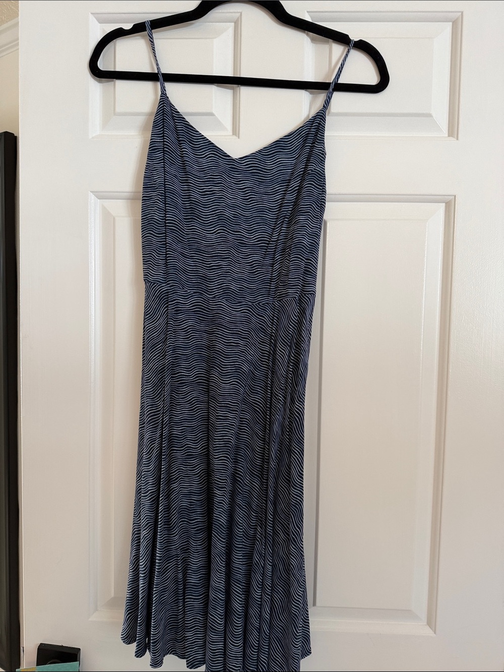 Old Navy Blue Striped Spaghetti-Strap Midi Dress
